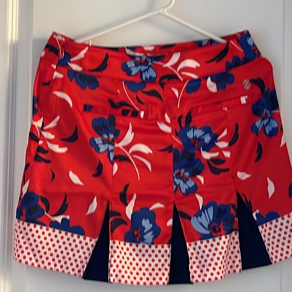 IZOD Fashion Floral Golf Skirt - Picture 2 of 4